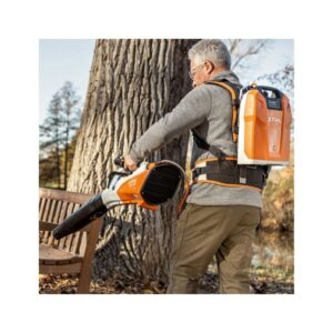Souffleur de feuilles à batterie STIHL BGA 200